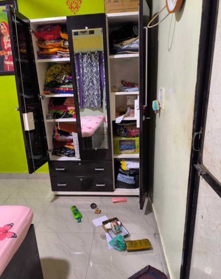 रतलाम: समता परिसर में तीन जगह चोरी की वारदात, रिटायर्ड पुलिसकर्मी के यहां भी चोरी, पुलिस क्षेत्र के सीसीटीवी कैमरे से बदमाशों का पता लगाने का कर रही प्रयास