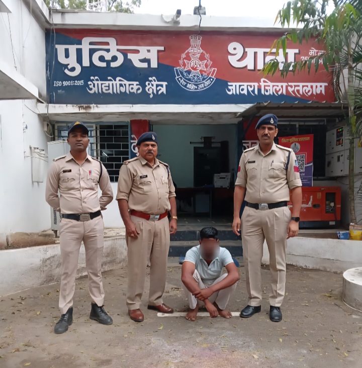 रतलाम: कार में हो रही थी अवैध शराब की तस्करी, पुलिस ने पकड़ा, एक आरोपी गिरफ्तार