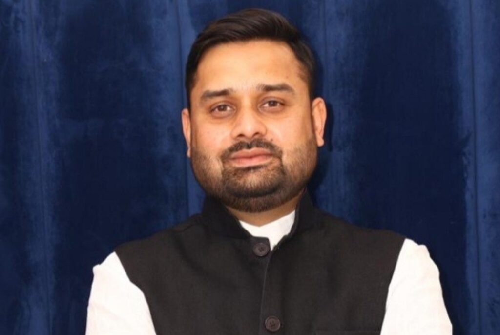 रतलाम: जुबिन जैन बने भाजपा जिला उपाध्यक्ष, नियुक्ति के बाद युवा मोर्चा अध्यक्ष पद को लेकर बदले समीकरण