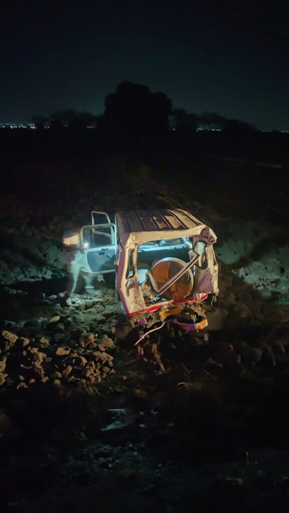 रतलाम से भोपाल जा रहे सहायक सचिवों की गाड़ी हादसे का शिकार, देवास में ट्रक की टक्कर से दो की मौत, 10 घायल… रतलाम से भोपाल जा रहे सहायक सचिवों की गाड़ी हादसे का शिकार, देवास में ट्रक की टक्कर से दो की मौत, 10 घायल…