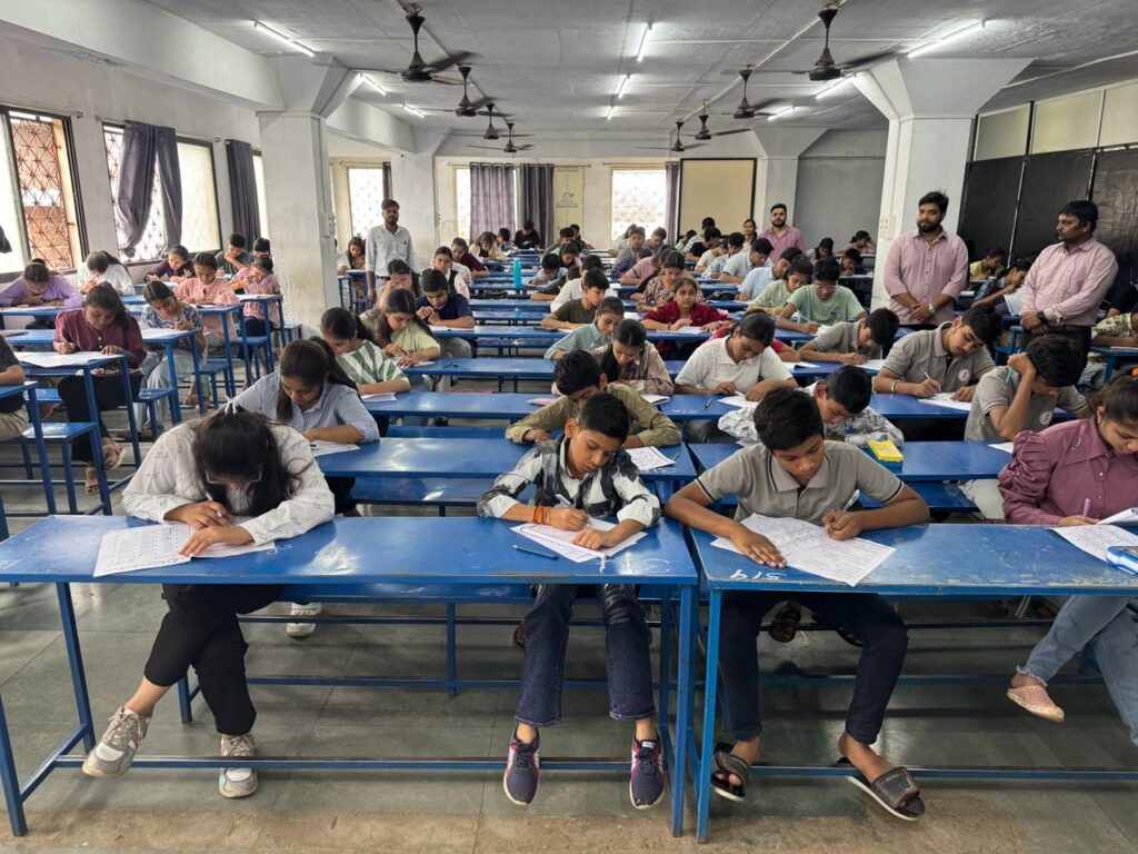 24 मई को रतलाम में होगा “अभ्यास प्रतिभा खोज परीक्षा 2026” का आयोजन… विद्यार्थियों को भविष्य की NEET, JEE, UPSC एवं अन्य प्रतियोगी परीक्षाओं के लिए मानसिक रूप से तैयार करना है उद्देश्य