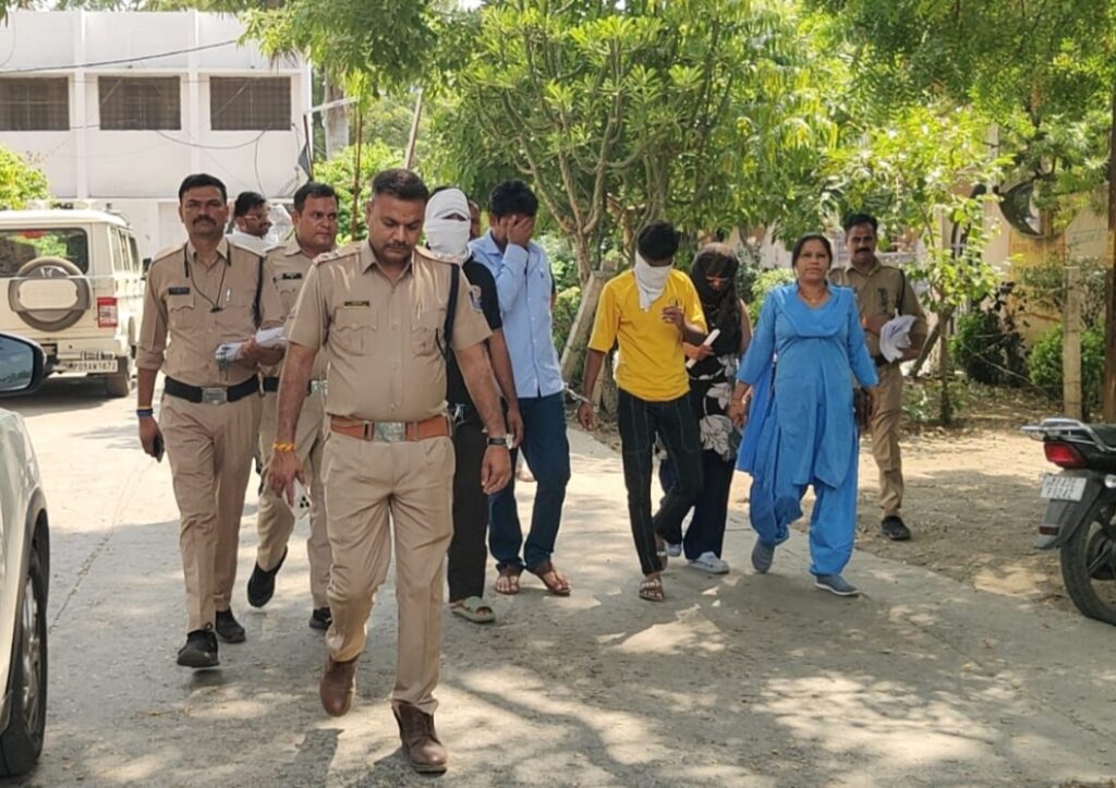 रतलाम: 55 ग्राम एमडी ड्रग्स की जब्ती से खुला पूरा सिंडिकेट, अब तक 7 आरोपी गिरफ्त में…शहर‌ से भी प्रॉपर्टी ब्रोकर और महिला समेत 3 तस्कर गिरफ्तार… पुलिस ने नाम नहीं किए उजागर