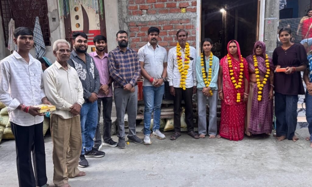 रतलाम: गांव-गांव फेरी लगाकर सामान बेचते रहे पिता, बेटी ने हासिल की GMC रतलाम में MBBS सीट…पिता के संघर्ष और बेटी की मेहनत ने लिखी सफलता की ऐसी कहानी, जो हर विद्यार्थी के लिए बनेगी प्रेरणा