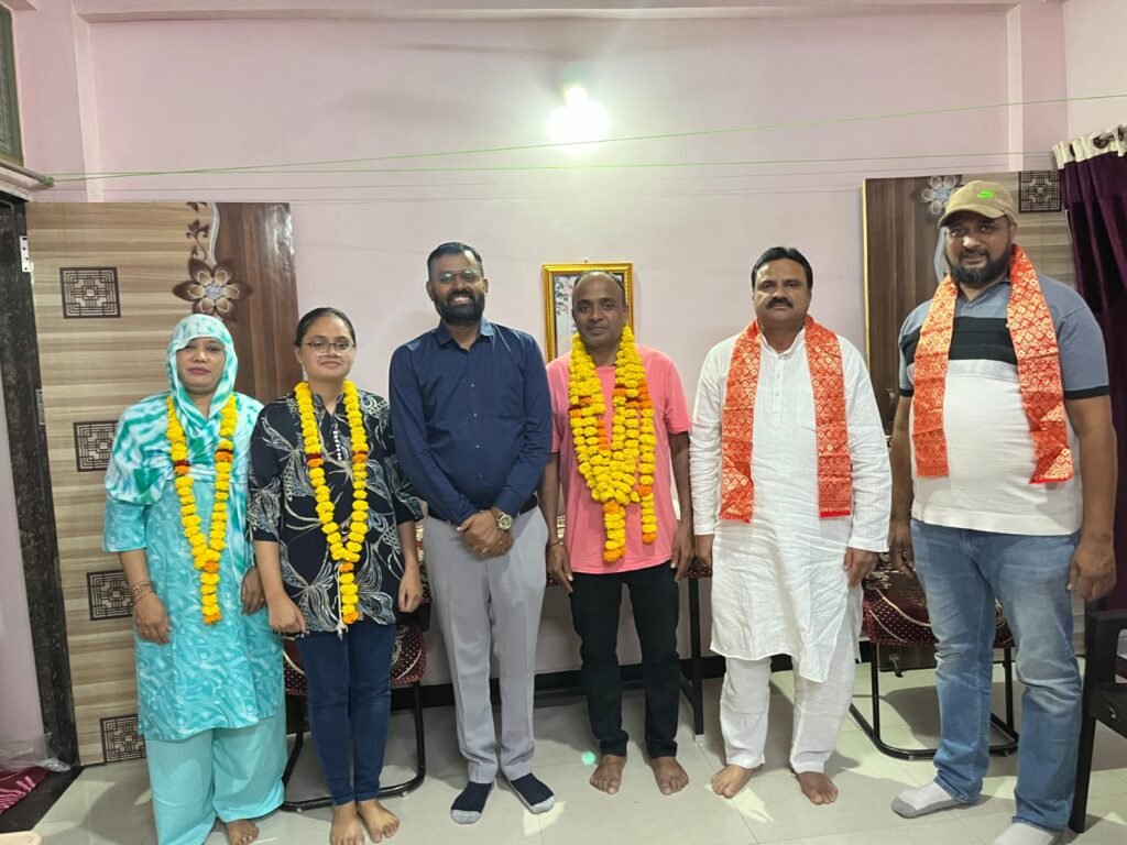 रतलाम: पिता बेकरी में काम करते रहे, बेटी ने डॉक्टर बनने का सपना किया साकार…नीट की परीक्षा रद्द होने से लेकर भाई के एक्सीडेंट तक आईं कई मुश्किलें, फिर भी सिमरन ने नहीं छोड़ा डॉक्टर बनने का सपना