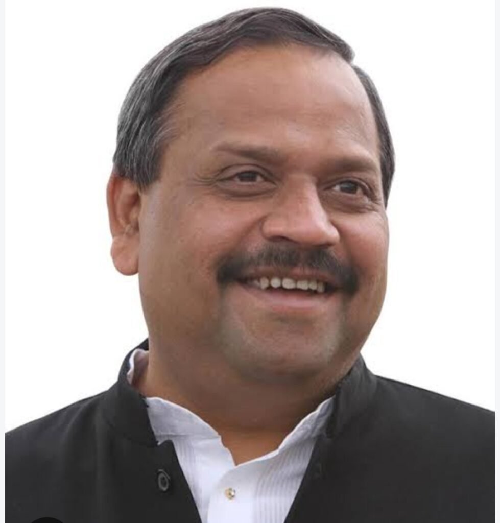 रतलाम: कैबिनेट मंत्री चेतन्य काश्यप के प्रयास से सिंथेटिक हॉकी एस्ट्रोटर्फ के 13.09 करोड़ स्वीकृत…शहर के बंजली में बनेगा